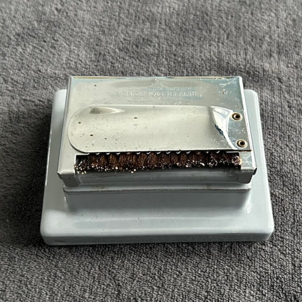 Vintage Desktop Pike Better Moistener for Stamps, Envelopes